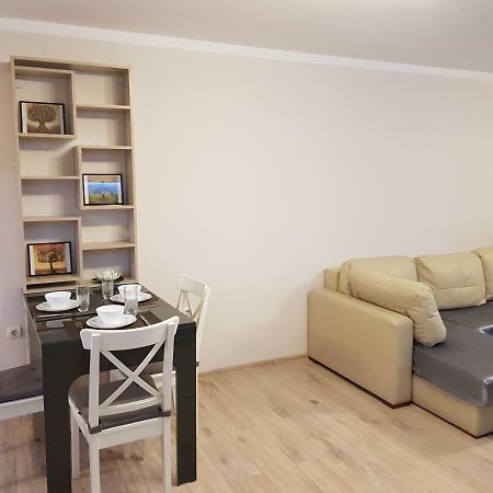 Хепи Апартмънтс Plovdiv Ngoại thất bức ảnh