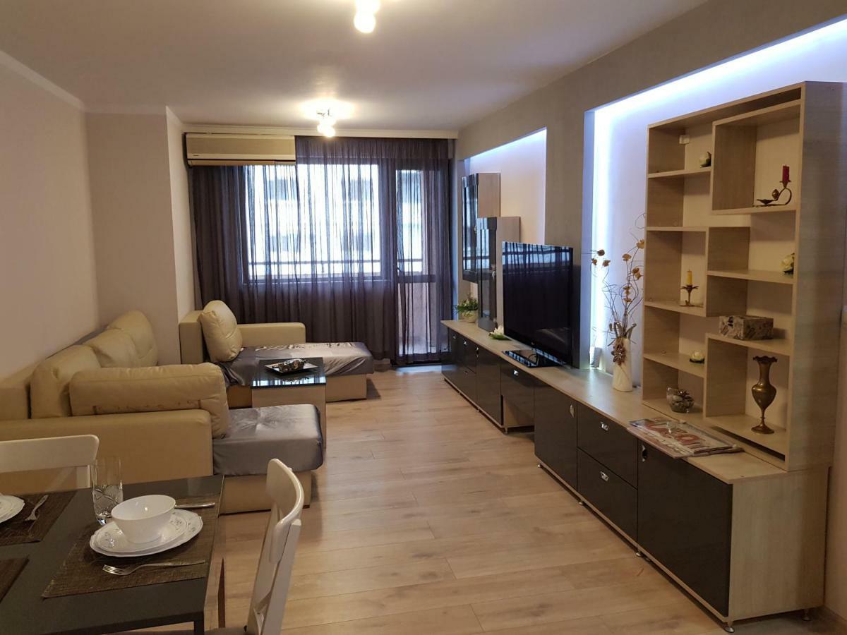 Хепи Апартмънтс Plovdiv Ngoại thất bức ảnh