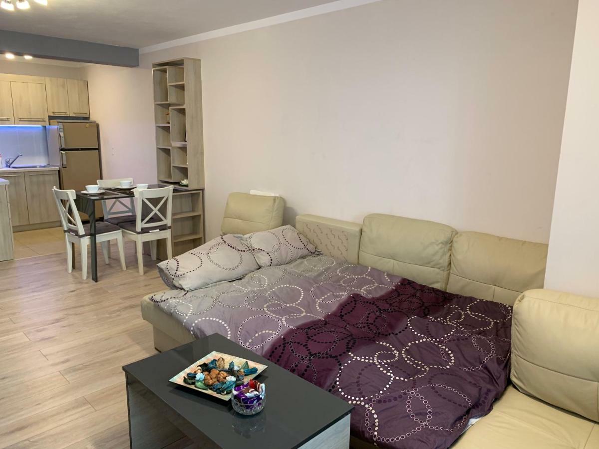 Хепи Апартмънтс Plovdiv Ngoại thất bức ảnh